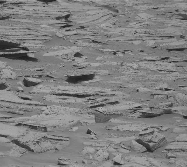 Sol 4375: Mast Camera (Mastcam)