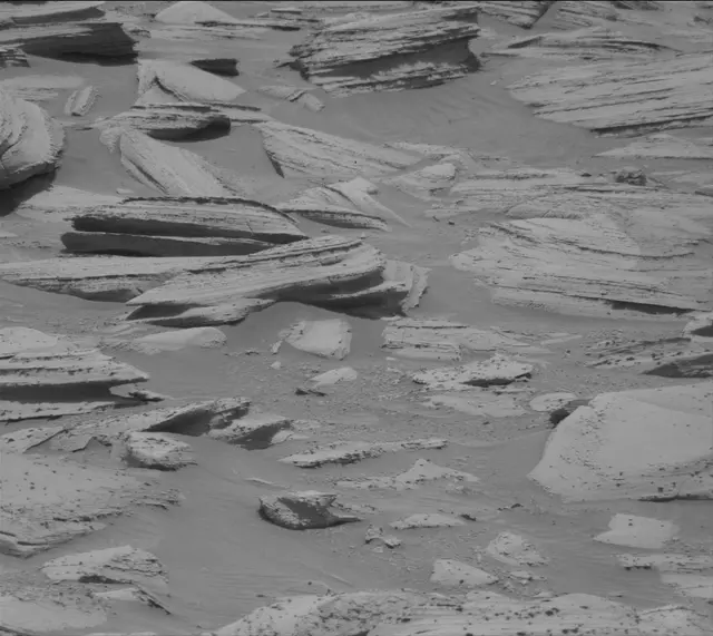Sol 4375: Mast Camera (Mastcam)