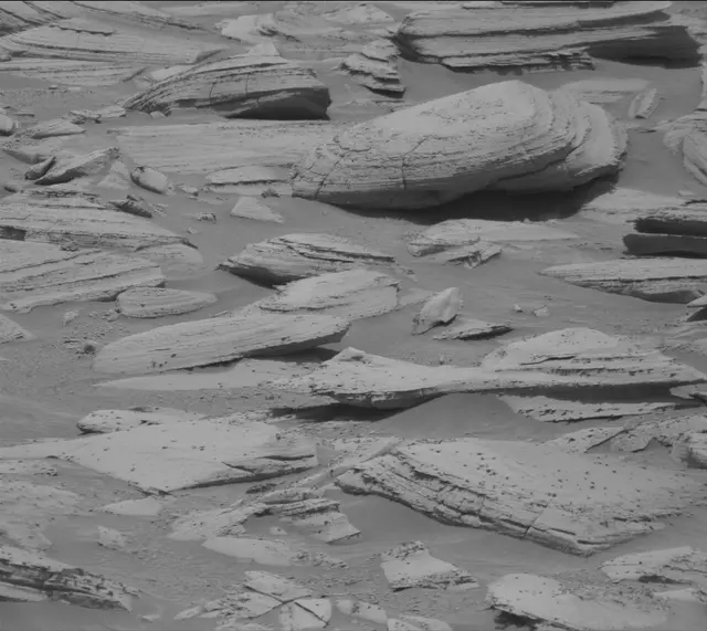 Sol 4375: Mast Camera (Mastcam)