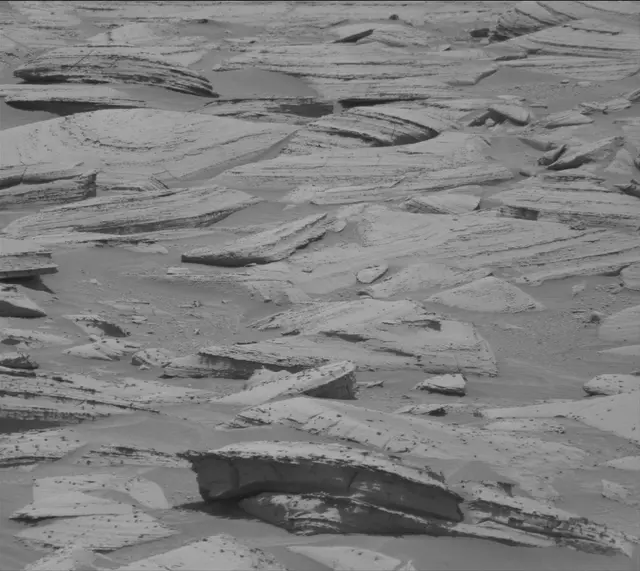 Sol 4375: Mast Camera (Mastcam)
