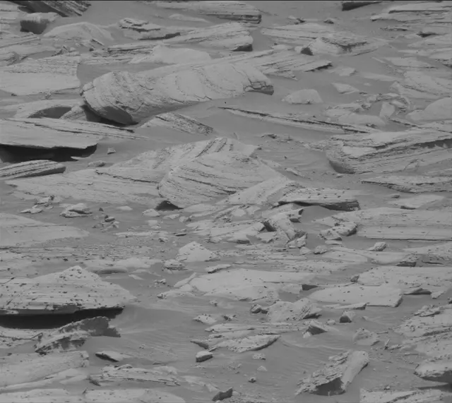 Sol 4375: Mast Camera (Mastcam)