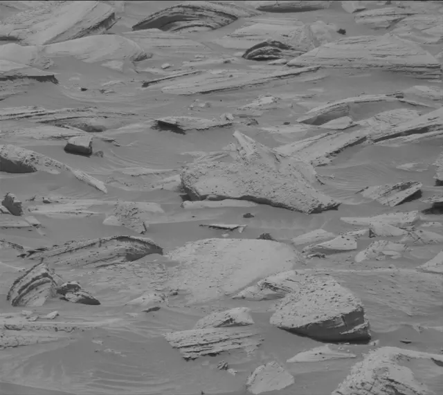 Sol 4375: Mast Camera (Mastcam)