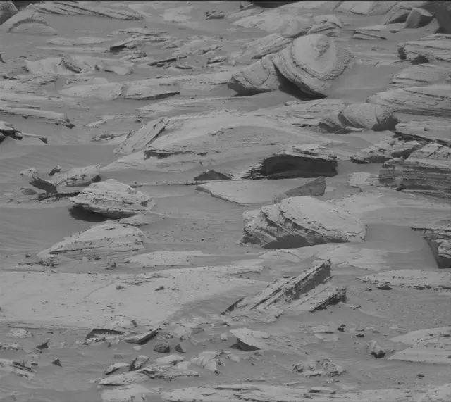 Sol 4375: Mast Camera (Mastcam)