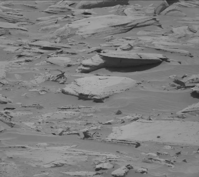 Sol 4375: Mast Camera (Mastcam)