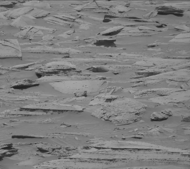 Sol 4375: Mast Camera (Mastcam)