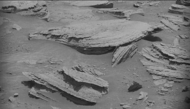 Sol 4379: Mast Camera (Mastcam)