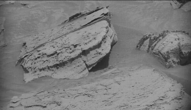 Sol 4379: Mast Camera (Mastcam)