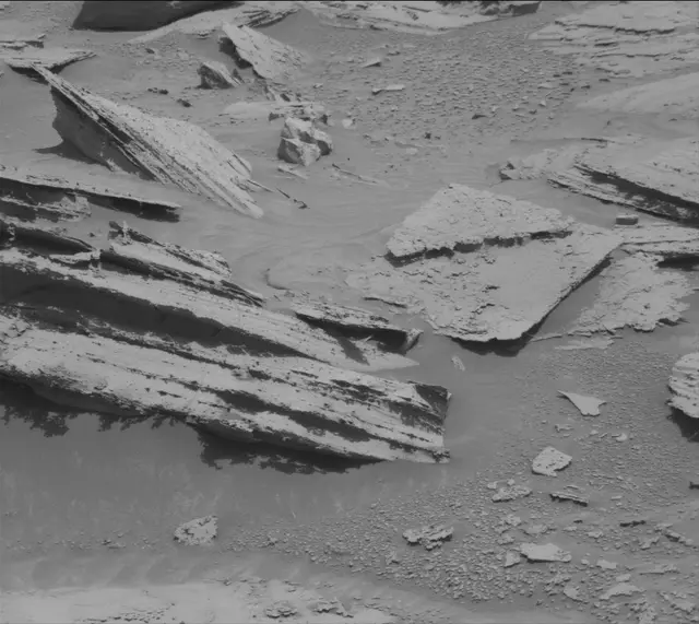 Sol 4379: Mast Camera (Mastcam)