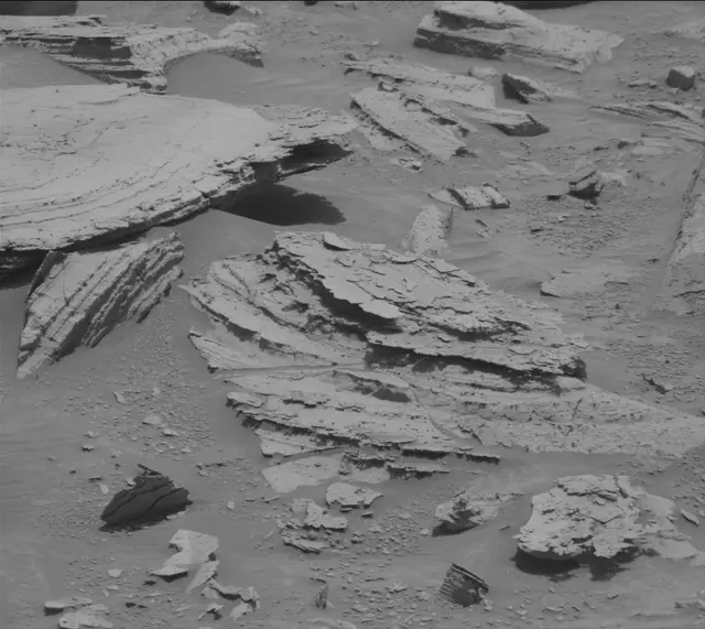 Sol 4379: Mast Camera (Mastcam)