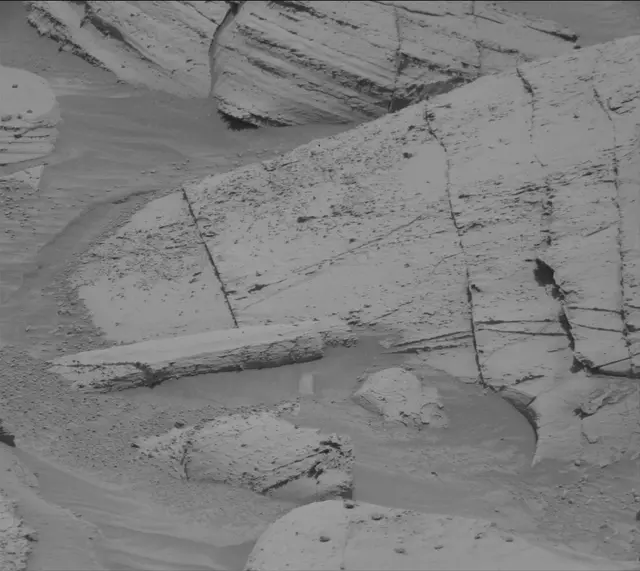 Sol 4382: Mast Camera (Mastcam)