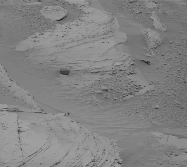 Sol 4382: Mast Camera (Mastcam)