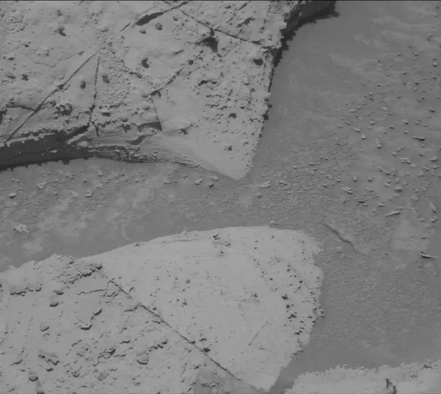 Sol 4382: Mast Camera (Mastcam)