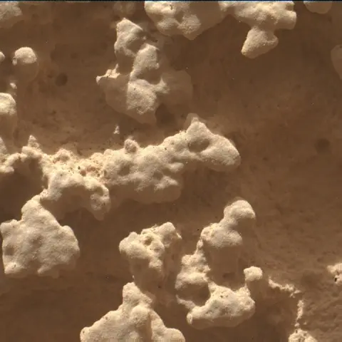 Sol 4382: Mars Hand Lens Imager (MAHLI)