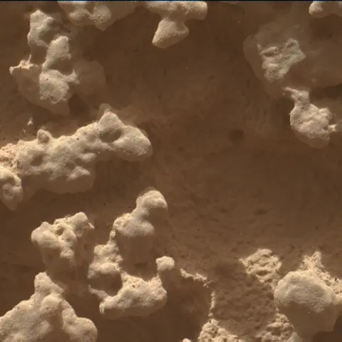 Sol 4382: Mars Hand Lens Imager (MAHLI)
