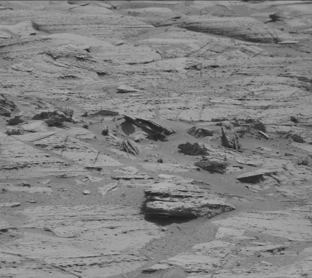 Sol 4384: Mast Camera (Mastcam)
