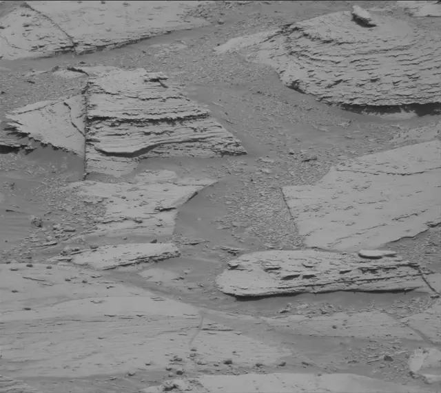 Sol 4384: Mast Camera (Mastcam)