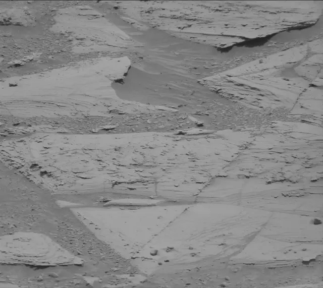 Sol 4384: Mast Camera (Mastcam)