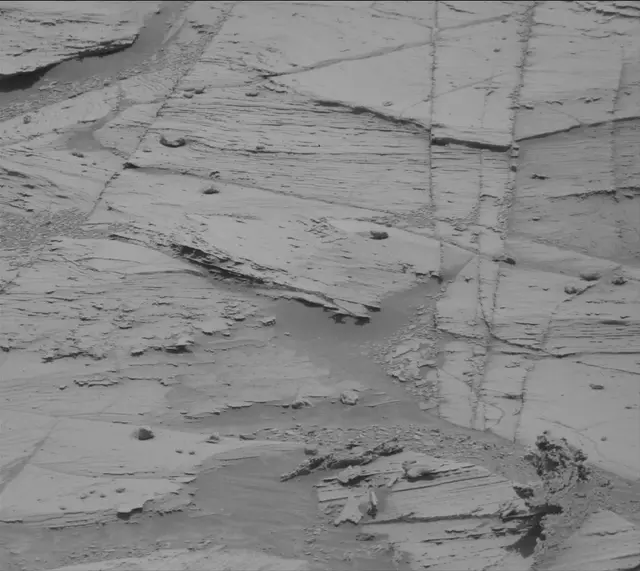 Sol 4384: Mast Camera (Mastcam)