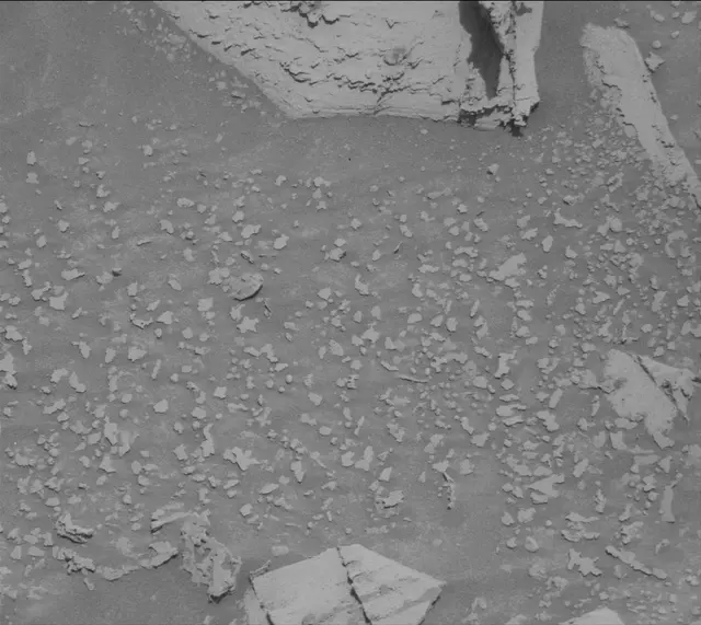 Sol 4384: Mast Camera (Mastcam)