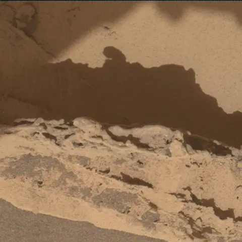 Sol 4384: Mars Hand Lens Imager (MAHLI)