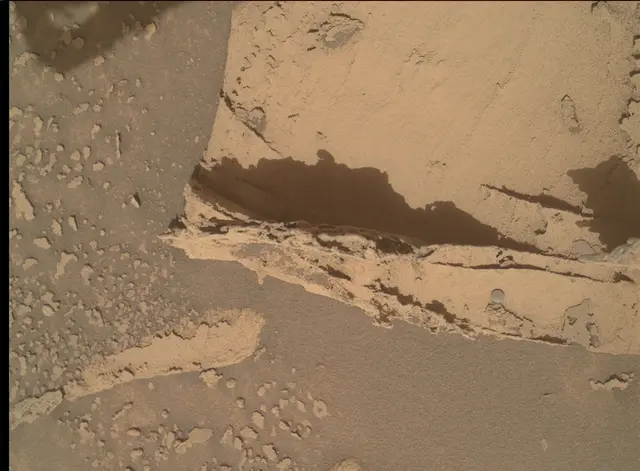 Sol 4384: Mars Hand Lens Imager (MAHLI)