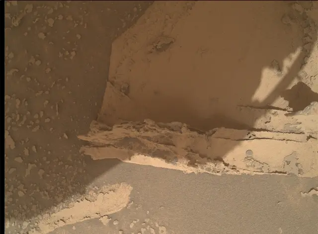 Sol 4384: Mars Hand Lens Imager (MAHLI)