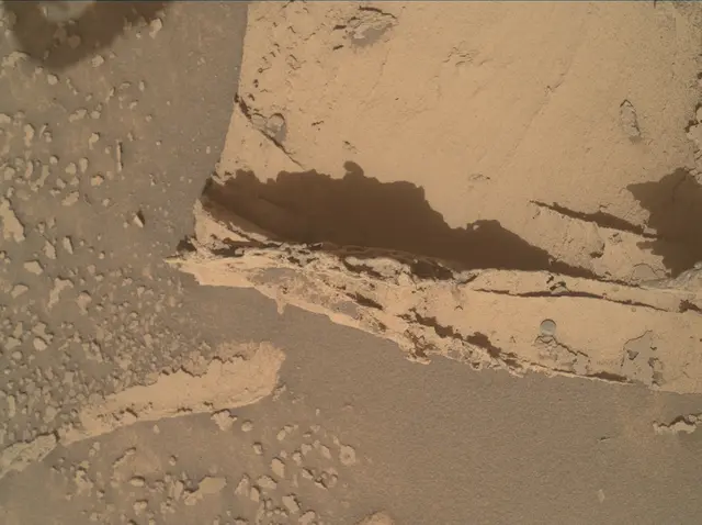 Sol 4384: Mars Hand Lens Imager (MAHLI)