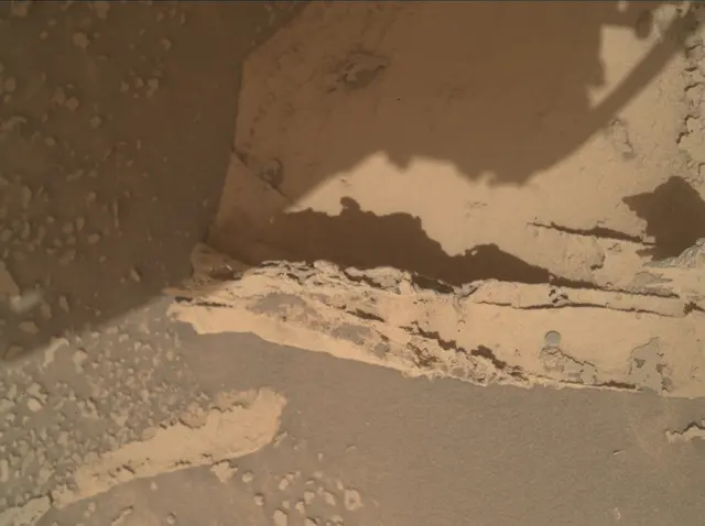 Sol 4384: Mars Hand Lens Imager (MAHLI)