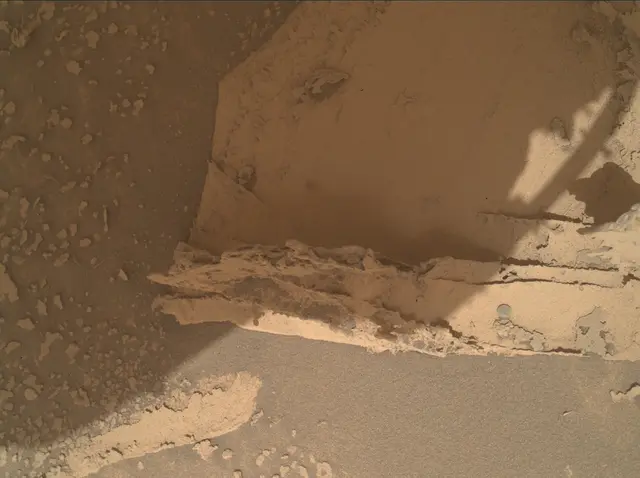 Sol 4384: Mars Hand Lens Imager (MAHLI)
