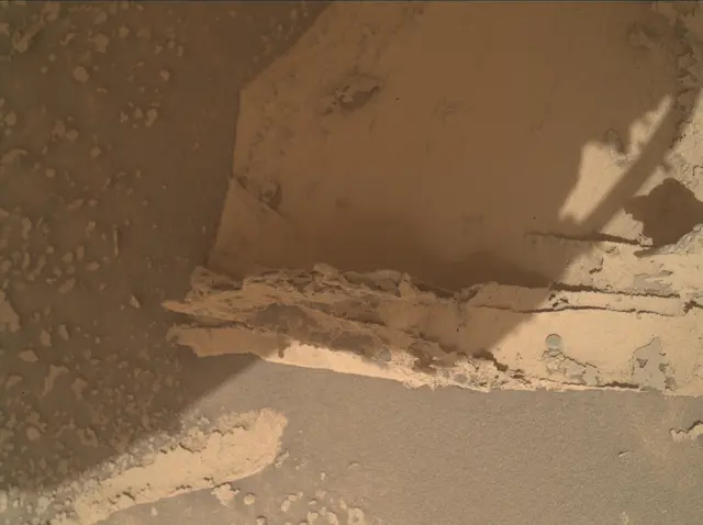 Sol 4384: Mars Hand Lens Imager (MAHLI)