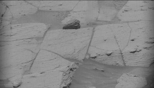 Sol 4386: Mast Camera (Mastcam)