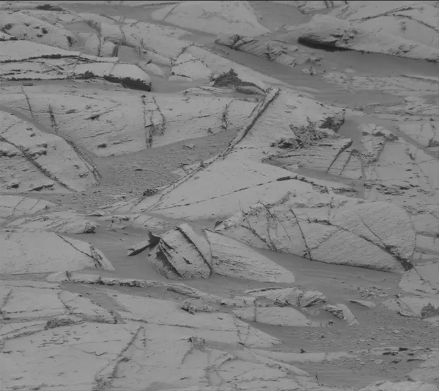 Sol 4386: Mast Camera (Mastcam)