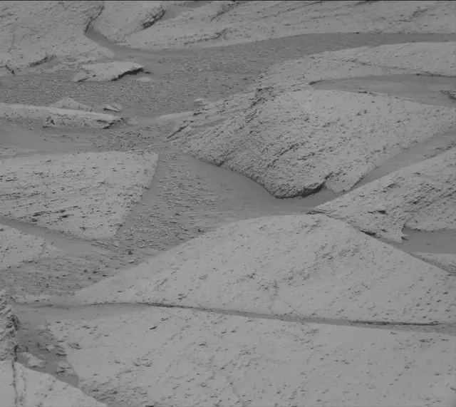 Sol 4386: Mast Camera (Mastcam)