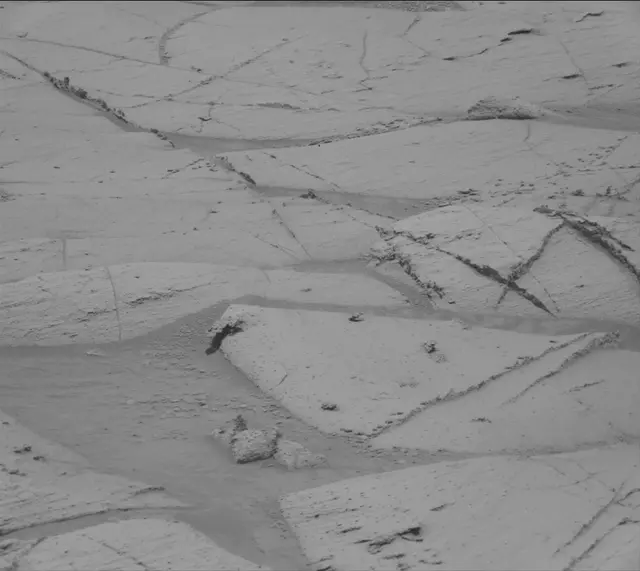 Sol 4386: Mast Camera (Mastcam)