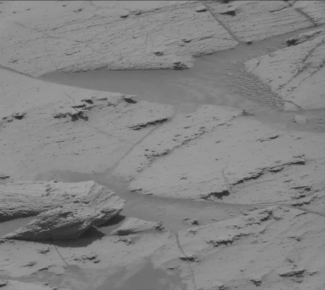 Sol 4386: Mast Camera (Mastcam)