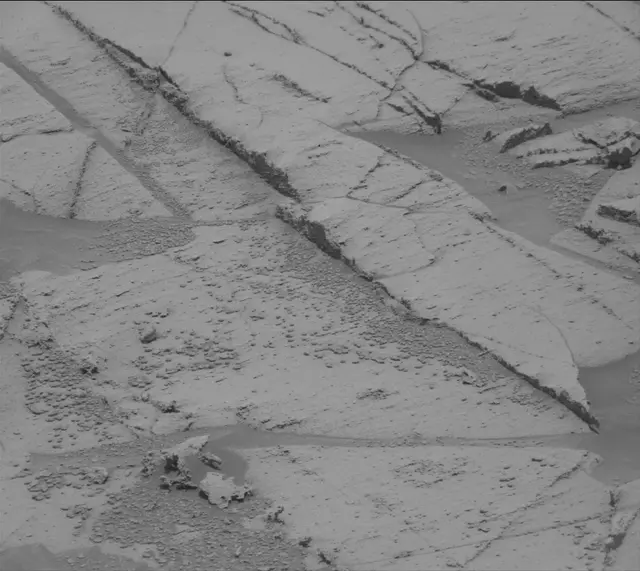 Sol 4386: Mast Camera (Mastcam)