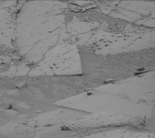 Sol 4386: Mast Camera (Mastcam)