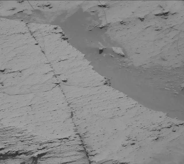 Sol 4386: Mast Camera (Mastcam)