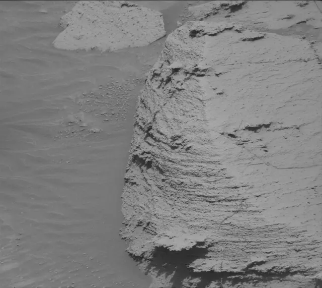 Sol 4386: Mast Camera (Mastcam)