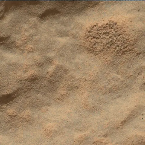 Sol 4386: Mars Hand Lens Imager (MAHLI)