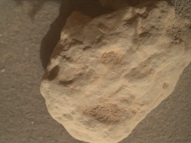 Sol 4386: Mars Hand Lens Imager (MAHLI)