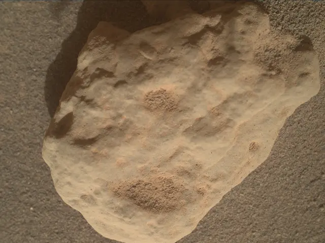 Sol 4386: Mars Hand Lens Imager (MAHLI)