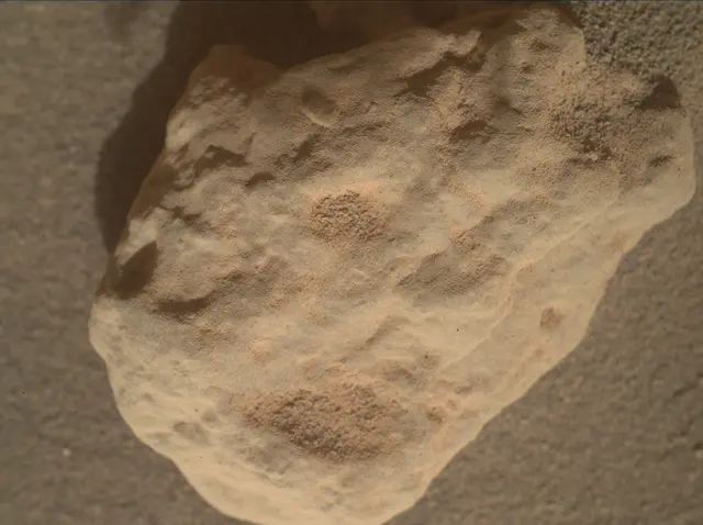 Sol 4386: Mars Hand Lens Imager (MAHLI)
