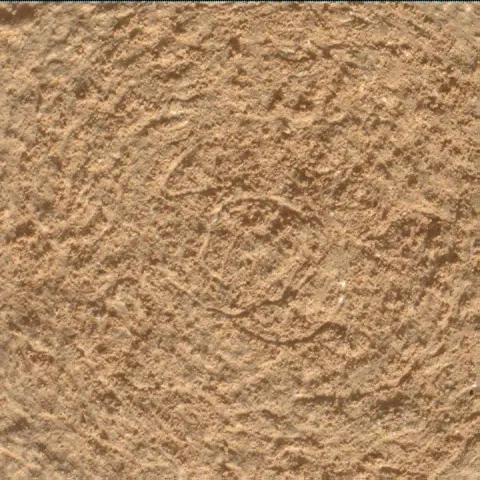 Sol 4386: Mars Hand Lens Imager (MAHLI)