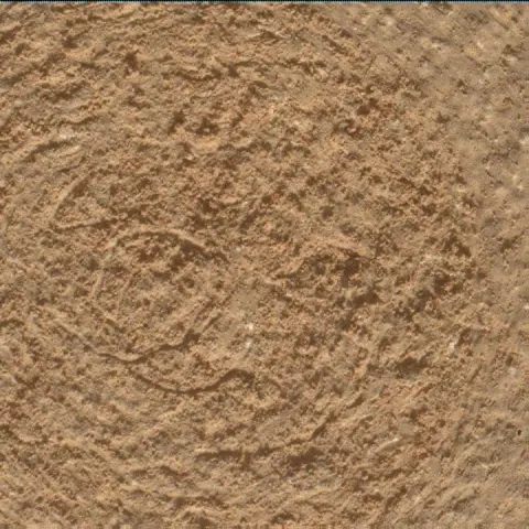 Sol 4386: Mars Hand Lens Imager (MAHLI)