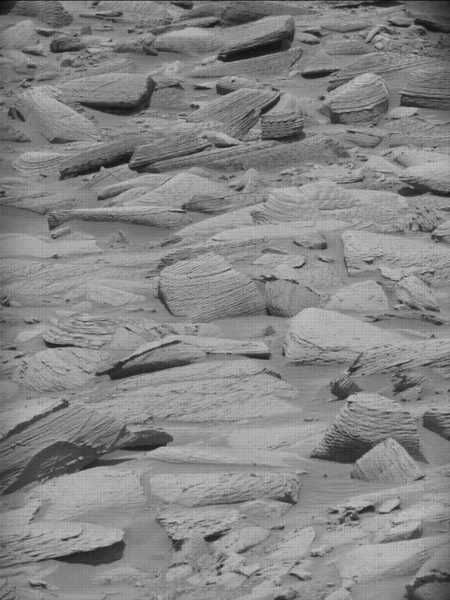 Sol 4387: Mast Camera (Mastcam)