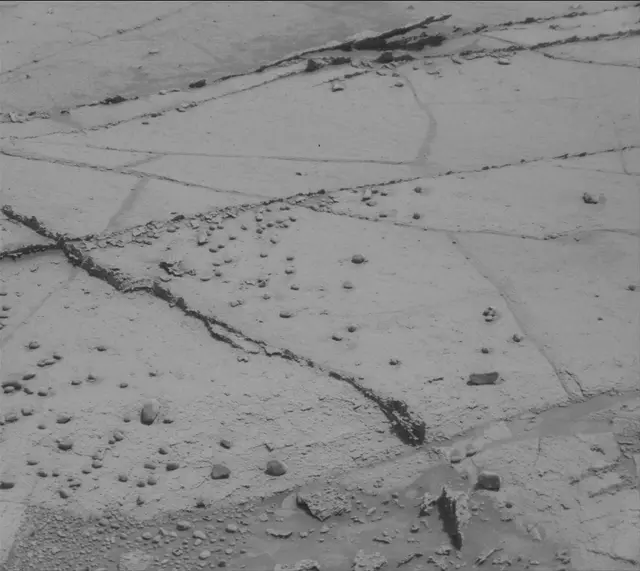 Sol 4387: Mast Camera (Mastcam)