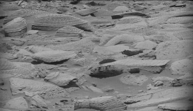 Sol 4389: Mast Camera (Mastcam)