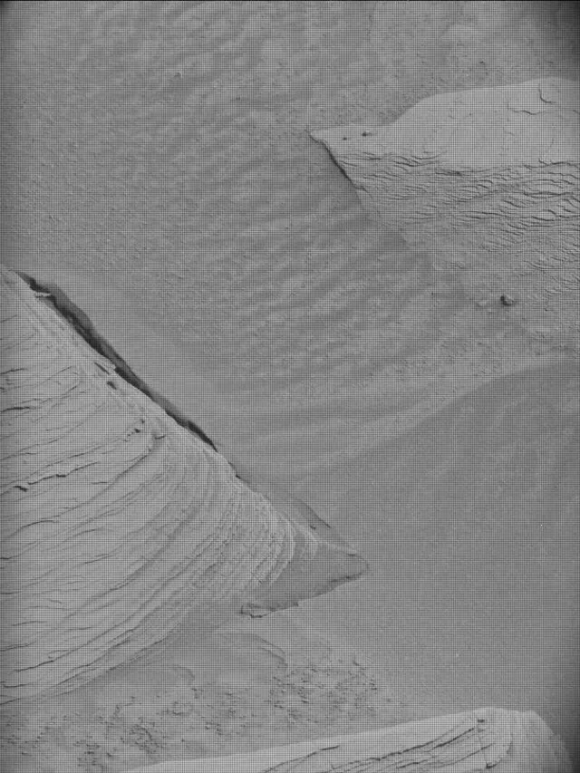 Sol 4389: Mast Camera (Mastcam)