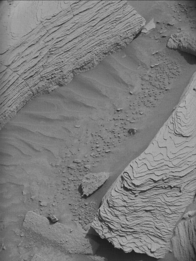 Sol 4389: Mast Camera (Mastcam)